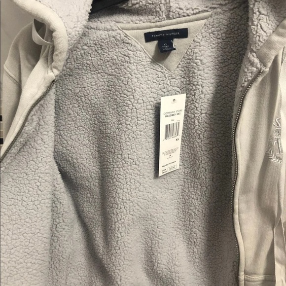 Jacket - Picture 3 of 6